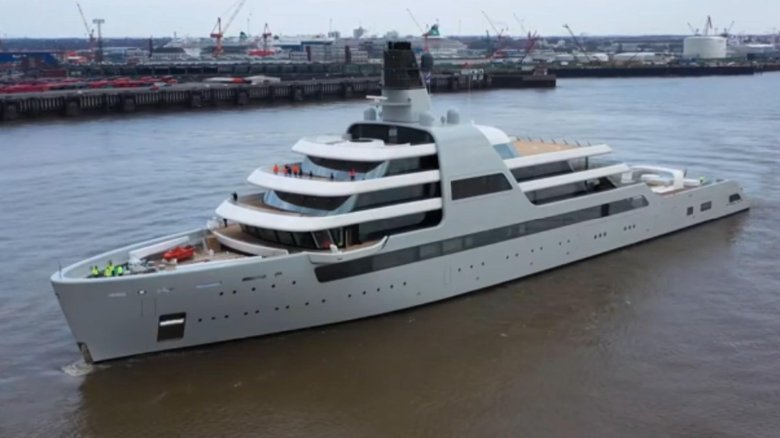 Новая яхта абрамовича 2021