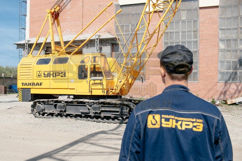 Гусеничный кран мкг-25