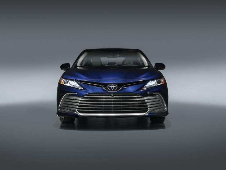 Toyota camry 2021
