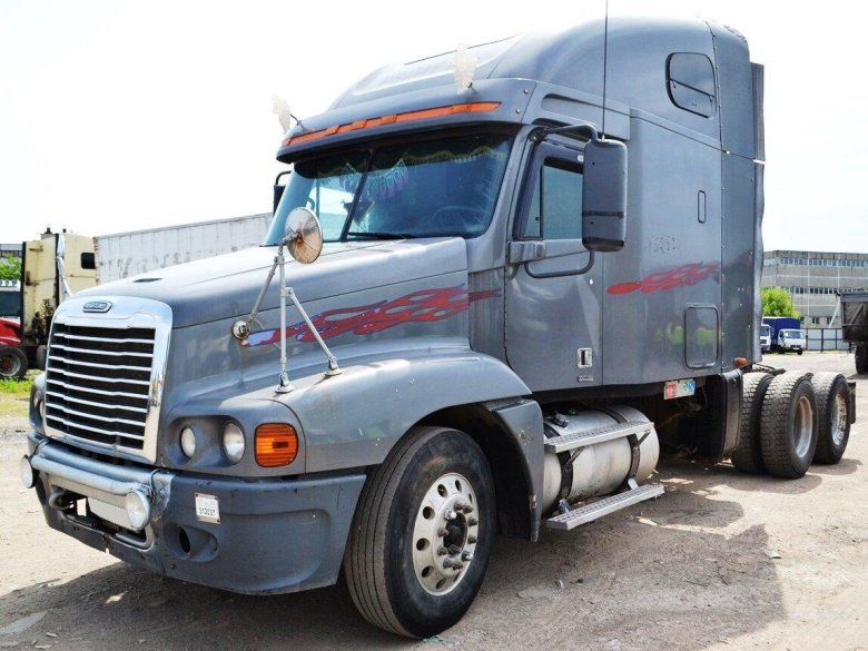 Фредлайнер центури s / t 2004г