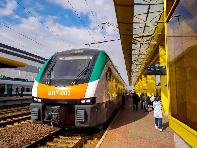 Поезд штадлер минск гомель