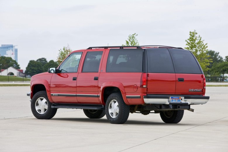 Chevrolet suburban gmt400