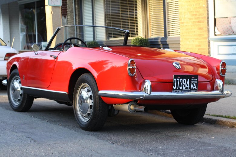 1956 alfa romeo giulietta spider