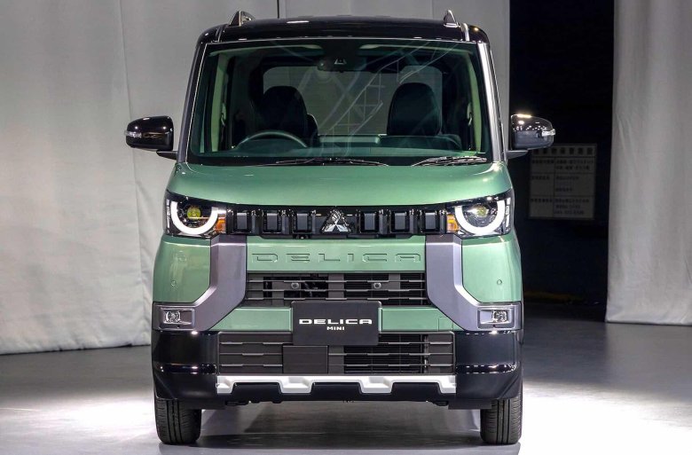 Мицубиси делика 2022