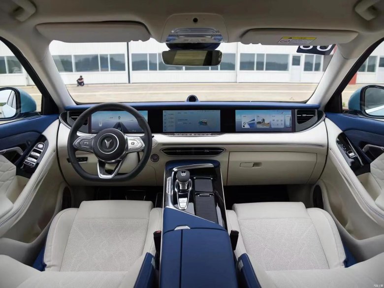 Китайский электромобиль 2023 voyah