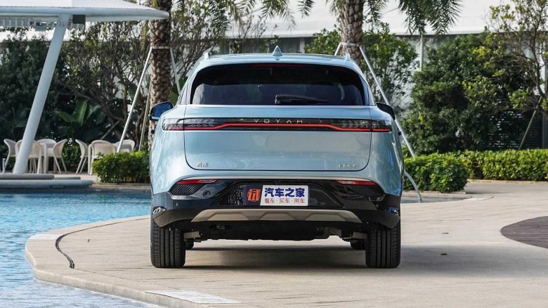 Китайский кроссовер voyah