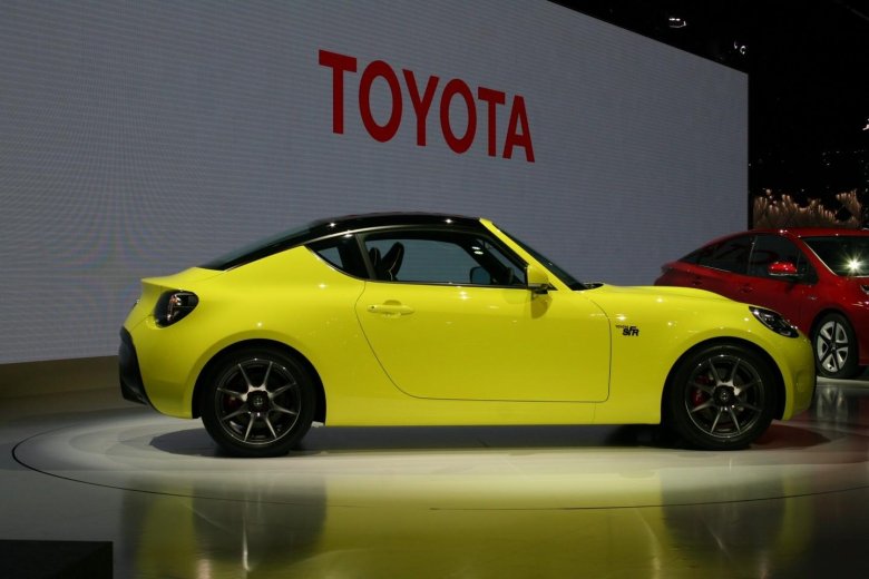 Спортивная тойота купе