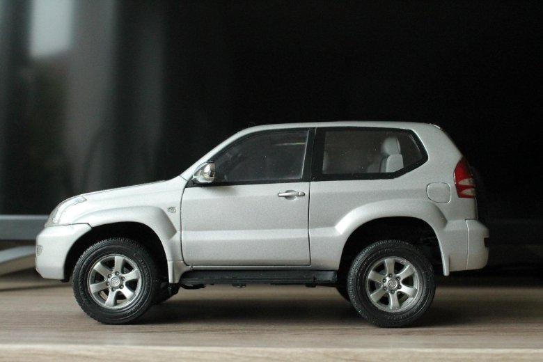 Land cruiser prado 120