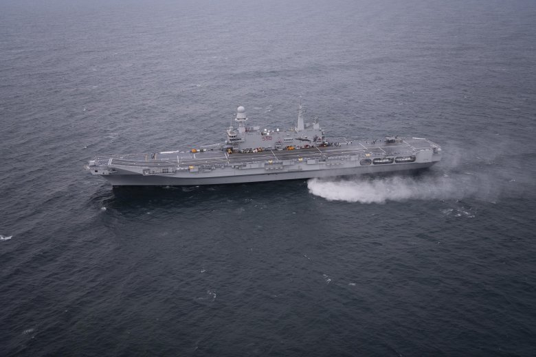 Авианосец шарль де голль