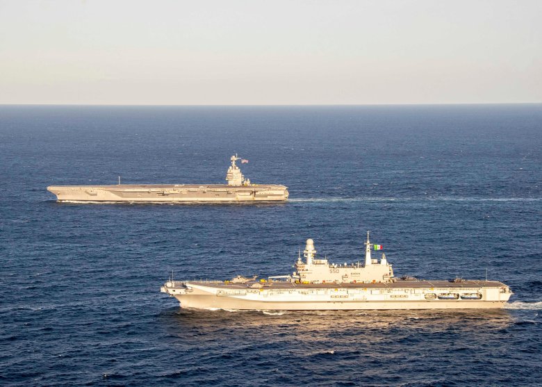 Авианосец шарль де голль