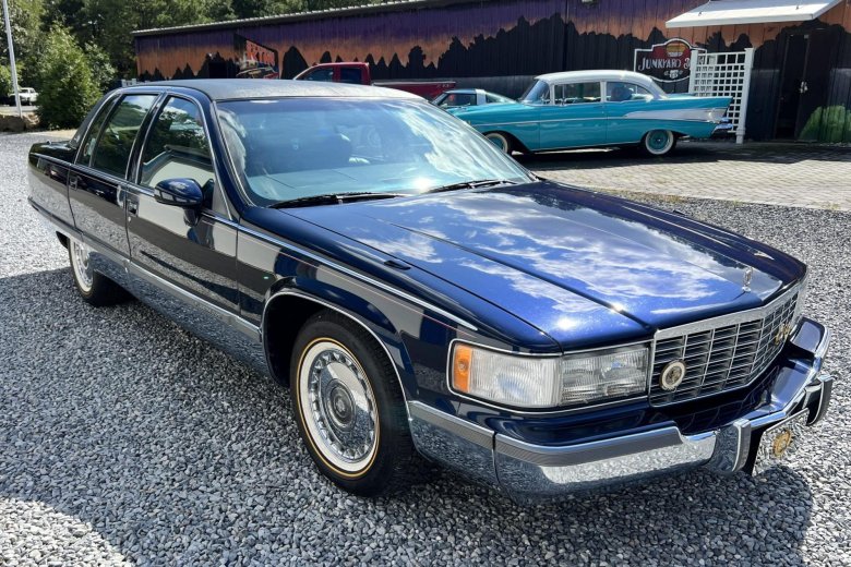 Cadillac fleetwood 1993