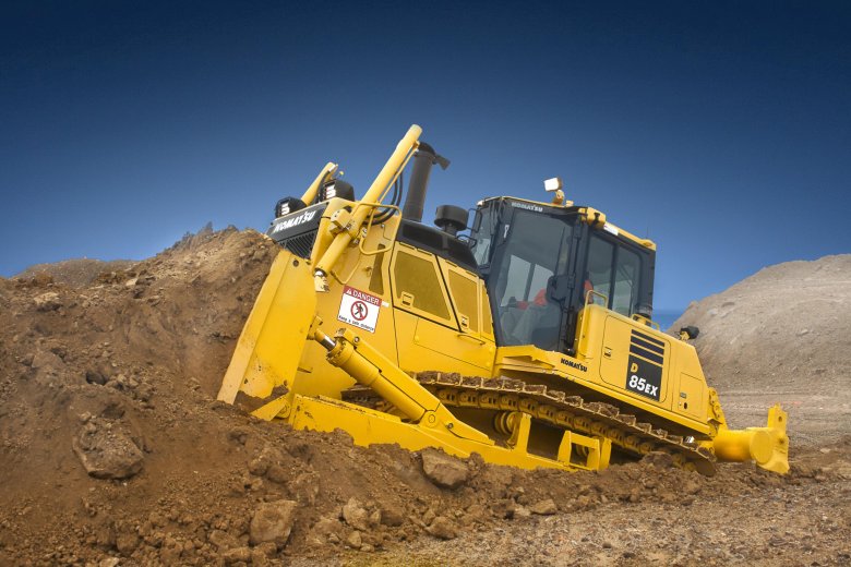 Бульдозер komatsu d85