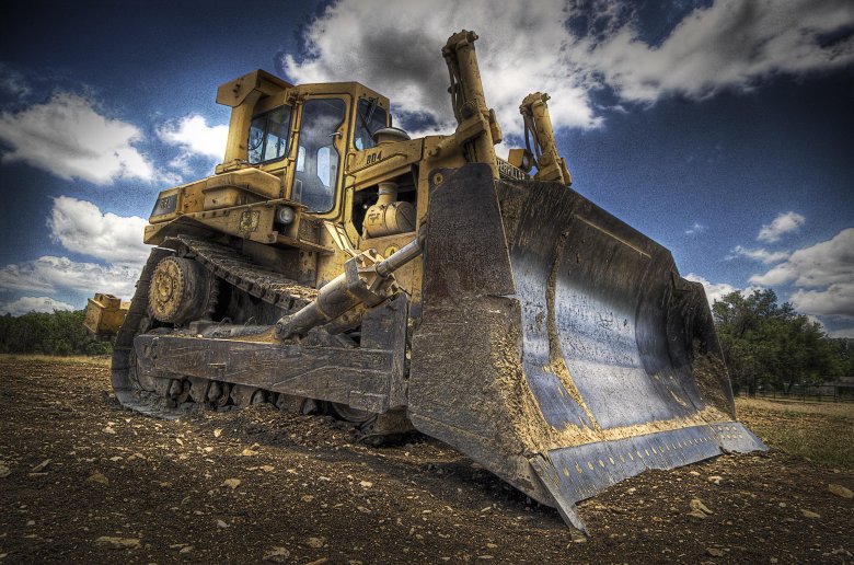 Бульдозер катерпиллер