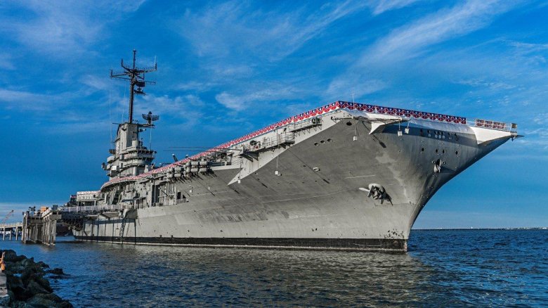 Музей-авианосец uss lexington