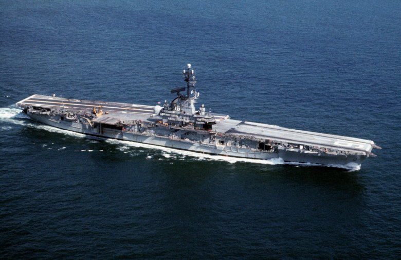 Авианосец америка cv-66