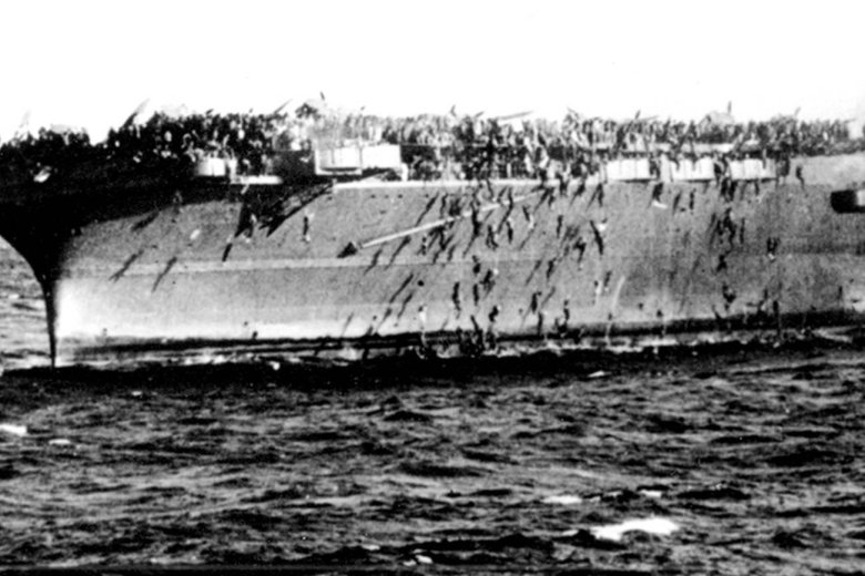 Гибель авианосца «глориес»