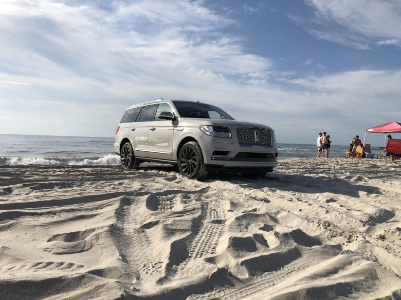 Lincoln navigator 2018