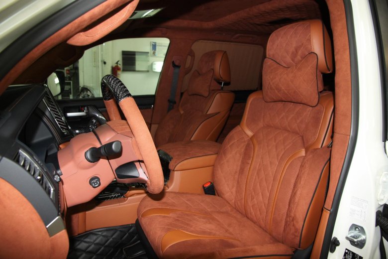 Салон ленд крузер 200