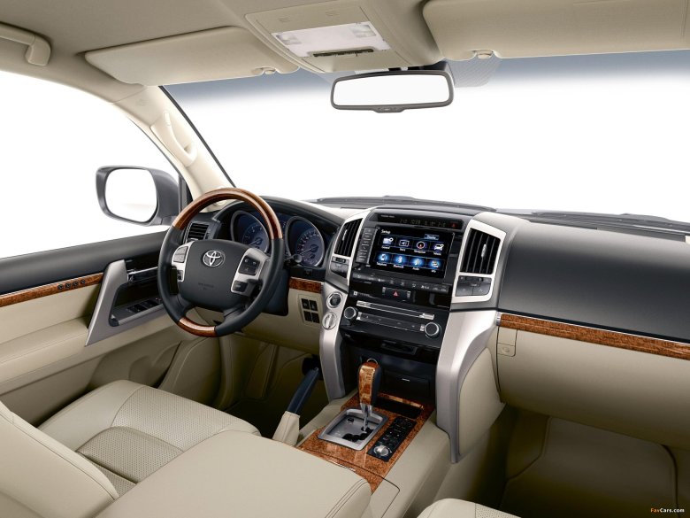 Тойота ленд крузер 200 салон в простой комплектации