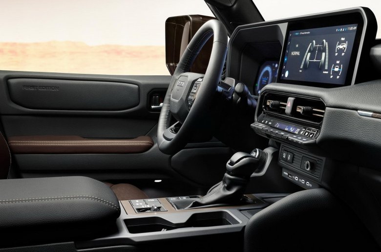 Toyota land cruiser prado 2023