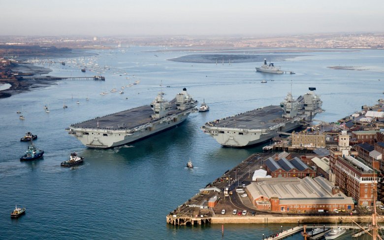 Авианосец британии hms queen elizabeth