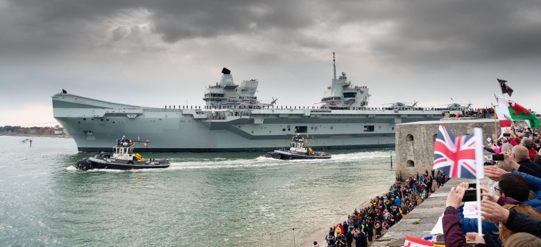Hms queen elizabeth авианосец