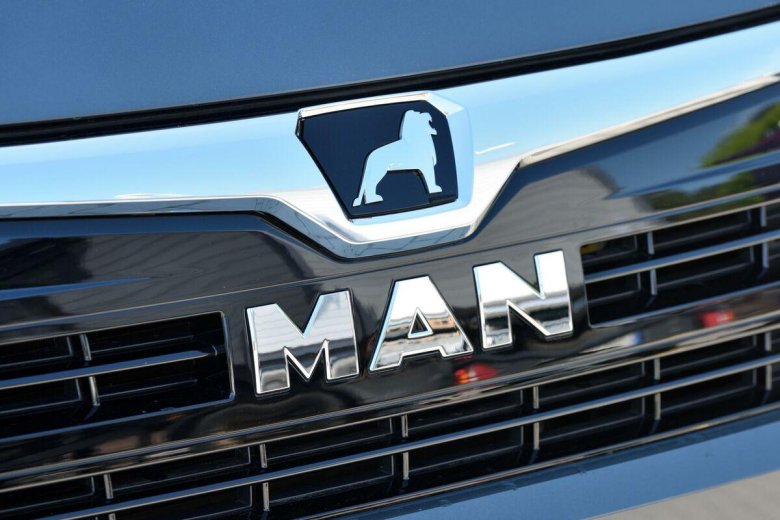 Ман автомобиль