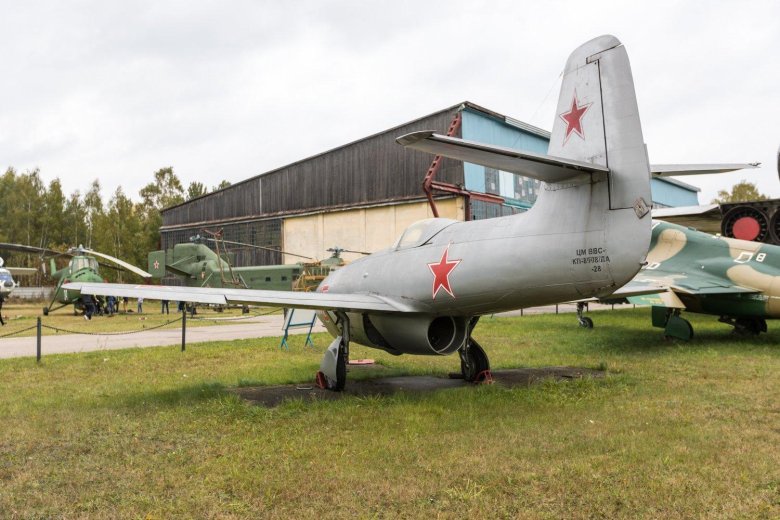 Як-23 реактивный самолёт