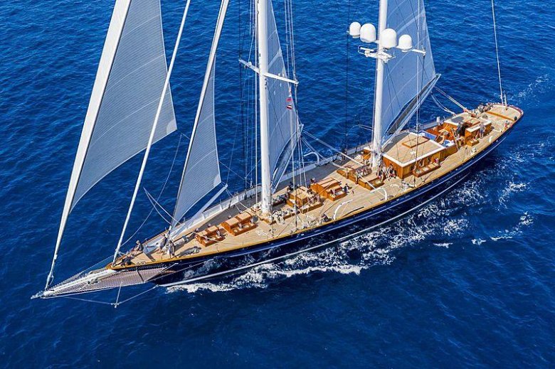 Парусная яхта монте-кристо