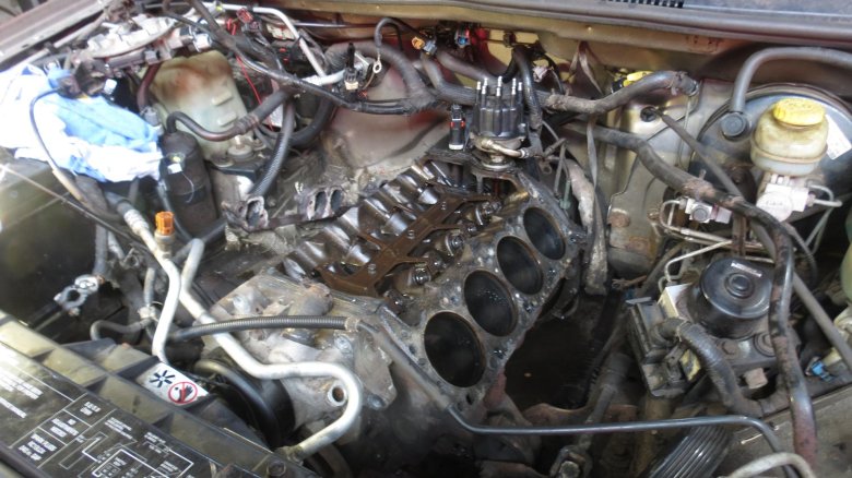 Джип гранд чероки мотор5.9