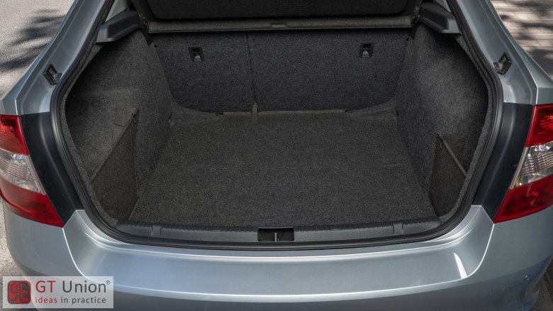 Шкода рапид лифтбек багажник