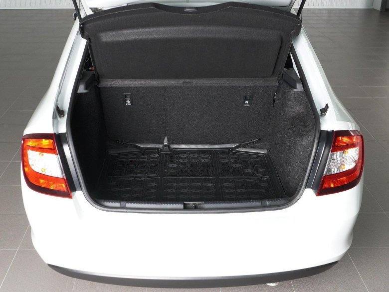 Шкода рапид 2019 багажник