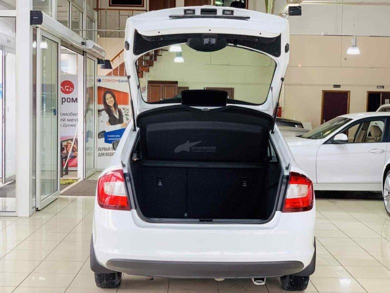 Шкода рапид багажник