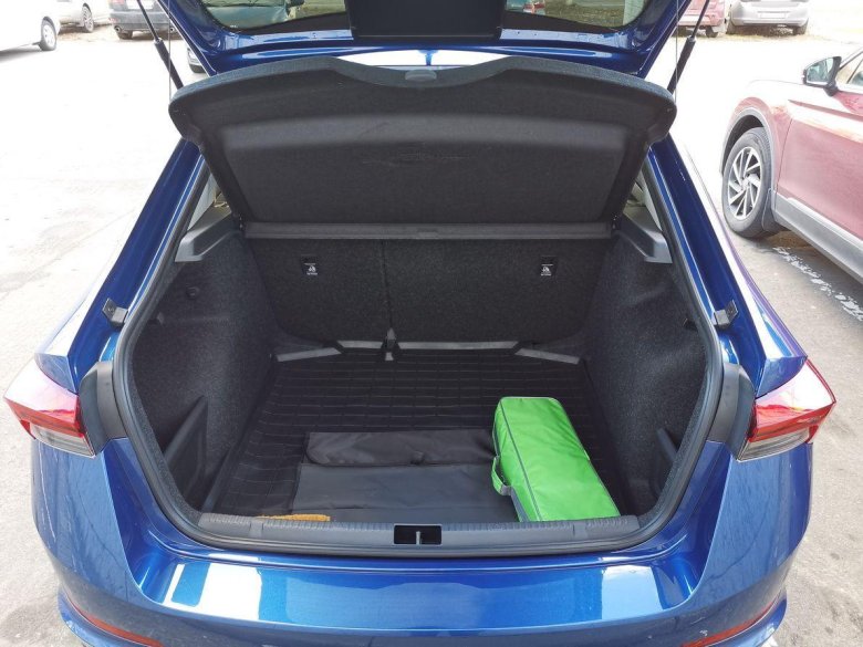 Шкода рапид 2021 багажник