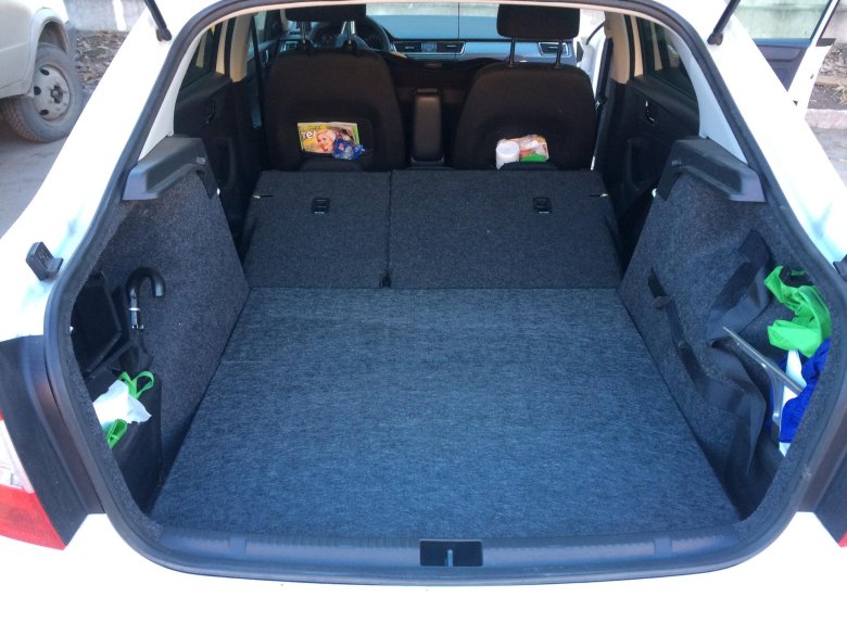 Skoda rapid багажник