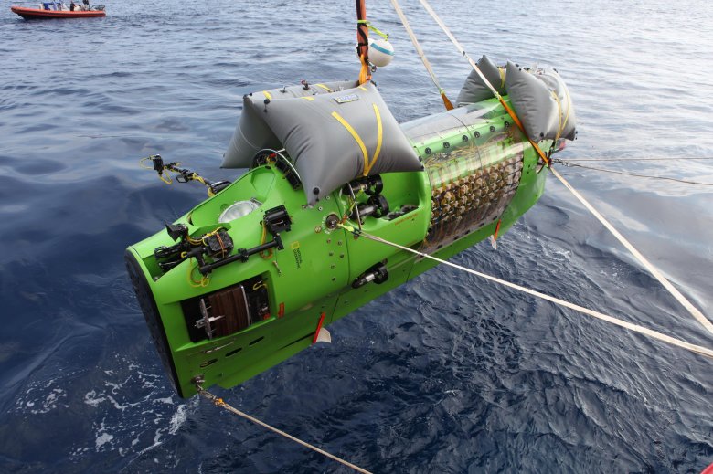 Deepsea challenger батискаф