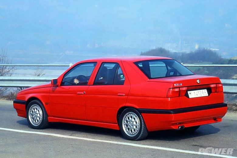 Alfa romeo 155 1992