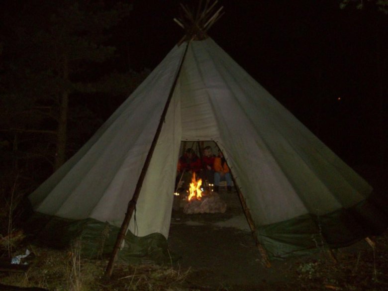 Палатка вигвам туристическая