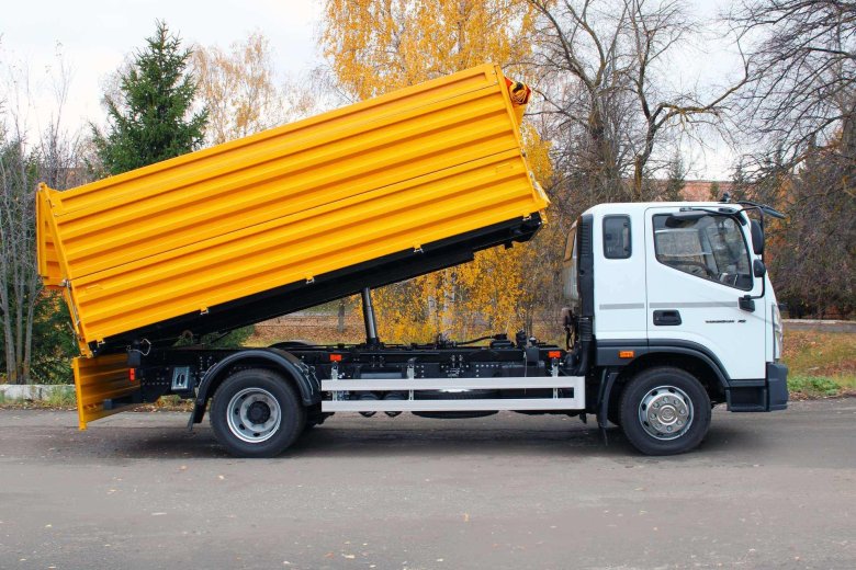 Самосвал валдай