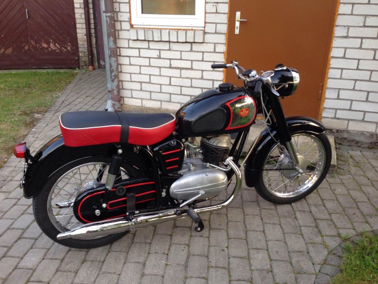 Мотоцикл панония 1967