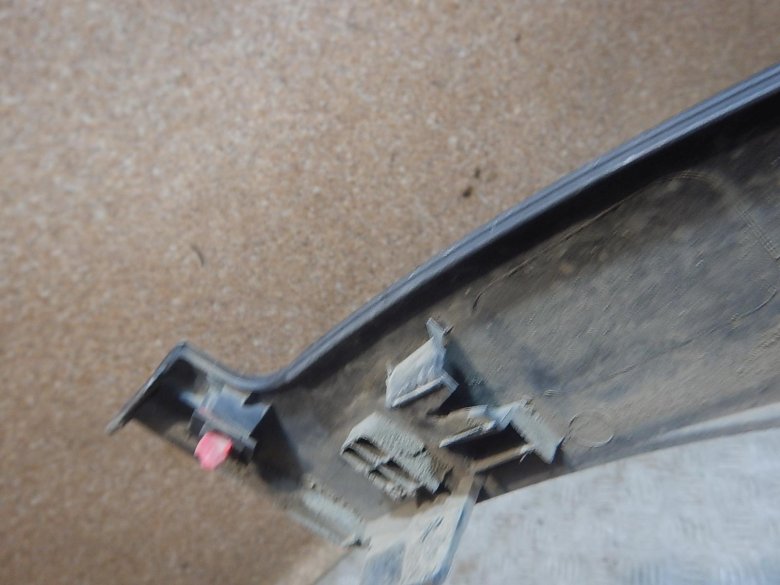 Накладка крыла переднего правая