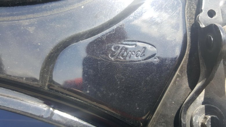 Задний значок форд фокус 2 рестайлинг хэтчбек