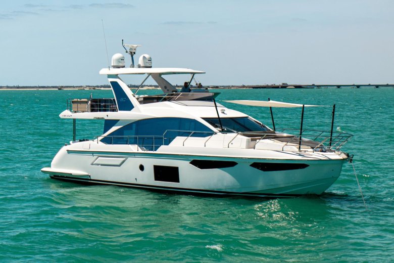 Азимут 72 яхта