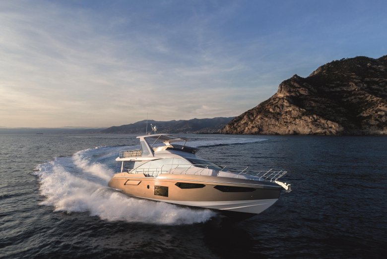 Azimut 60 flybridge