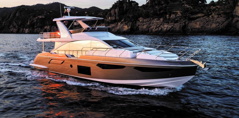 Azimut 46 яхта