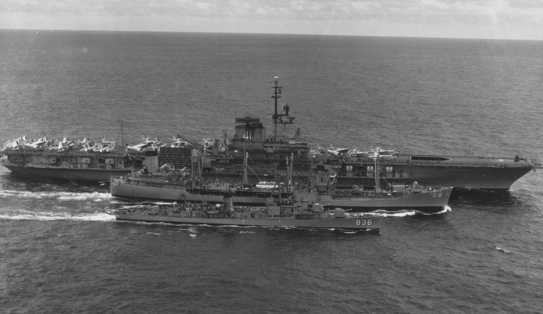 Авианосец гарри трумэн