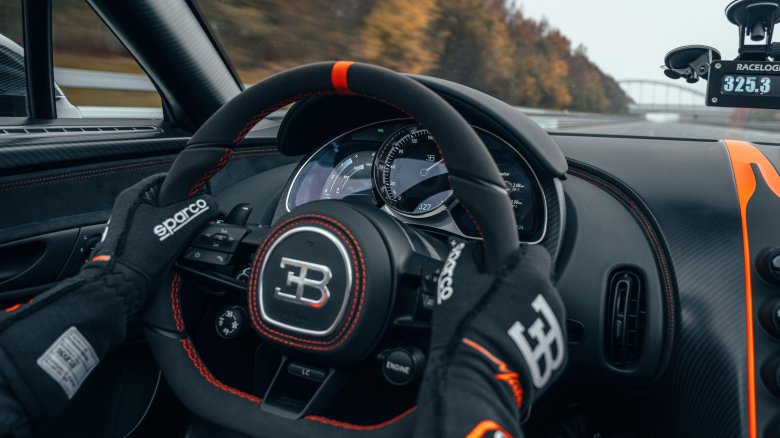 Bugatti chiron pur sport