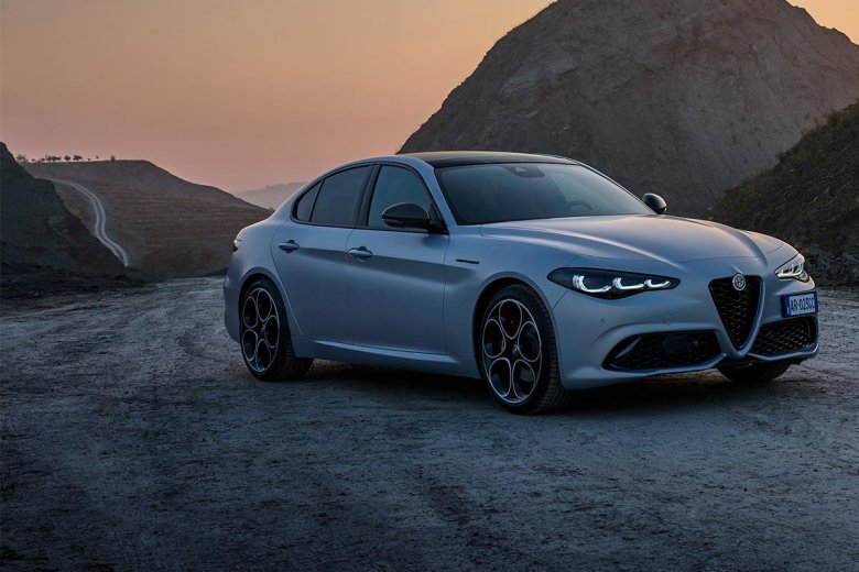 Alfa romeo giulia 2023