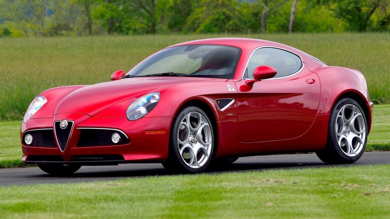 Машина alfa romeo