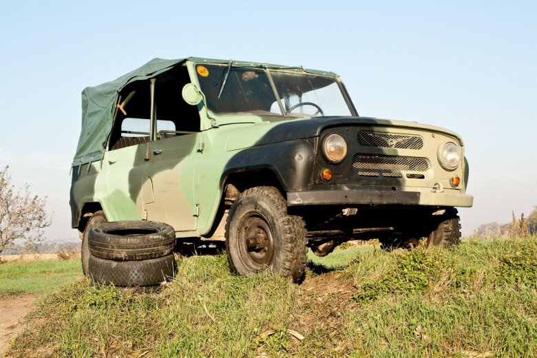 Армейский уаз
